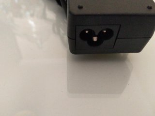 Cargador Toshiba 75W 15V