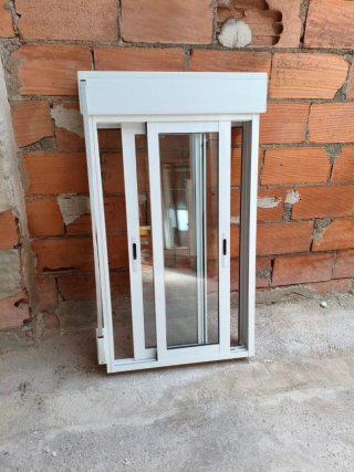 Ventana corredera aluminio blanca