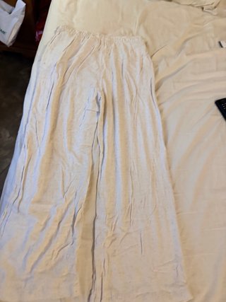 Pantalón lino Stradivarius Talla M
