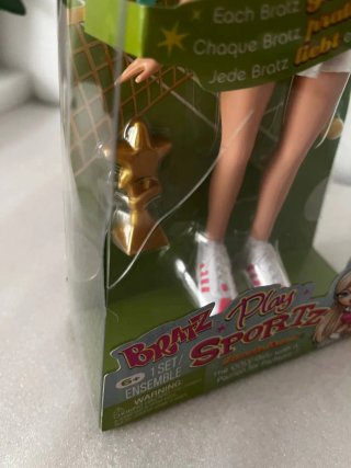 Bratz Cloe Play Sportz Tennis Ace Muñeca