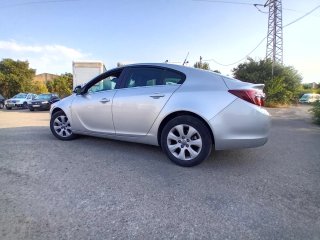 Opel Insignia Plata