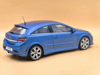1/18 Opel Astra H OPC Ottomobile