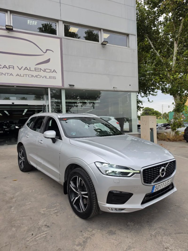 Volvo XC60 2.0 D4 R-Design 6V 2019, foto 2
