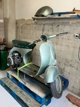 Vespa 150S Faro Redondo '63