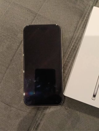 iPhone 15 Pro 256GB Blanco como nuevo