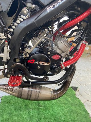 Rieju MRT 50 Supermotard Negra/Roja