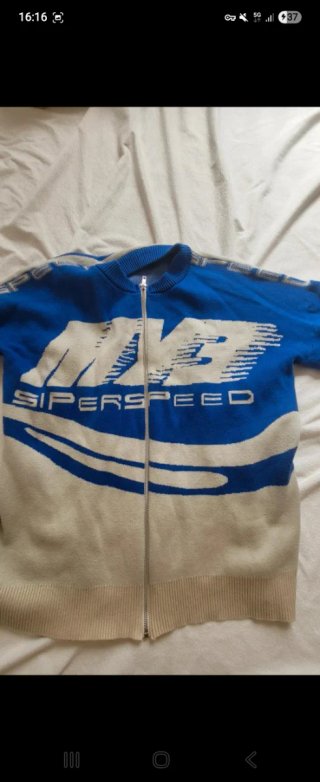 Chaqueta cremallera azul y beige