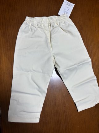 Pantalón beige infantil TALLA 18 MESES