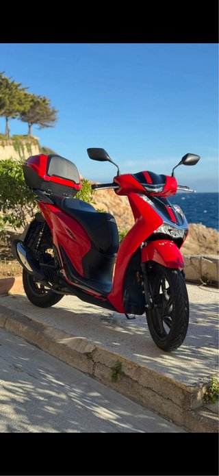 Honda SH Sport Roja