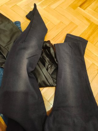 Lote 3 pantalones vaqueros y efecto piel