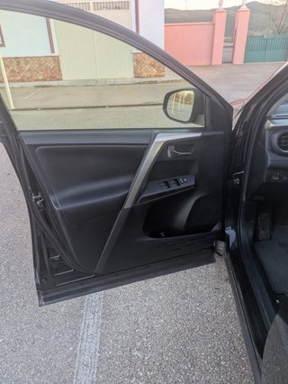 Toyota RAV4 2014