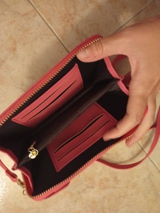Bolso móvil y cartera rosa