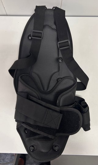 Espaldera protectora moto