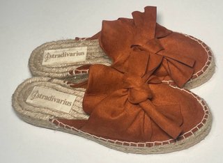Mules Stradivarius Naranja Talla 37