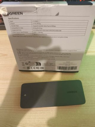 Caja SSD M.2 UGREEN RGB 20Gbs