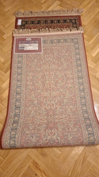 Alfombra pasillera oriental roja
