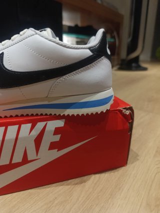 Zapatillas Nike Cortez Blancas y Azules