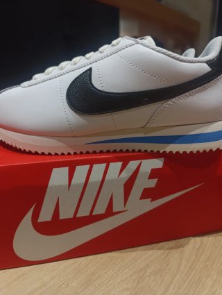 Zapatillas Nike Cortez Blancas y Azules