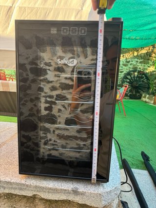 Vinoteca Saivod 8 botellas pantalla táctil