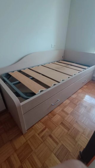 Cama juvenil madera beige con cajones