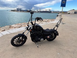 Harley Davidson 883 Negra -