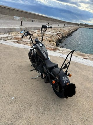 Harley Davidson 883 Negra -
