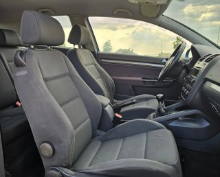 Volkswagen Golf 2005