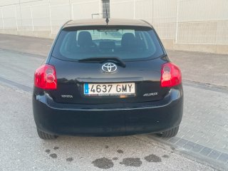 Toyota Auris 2009