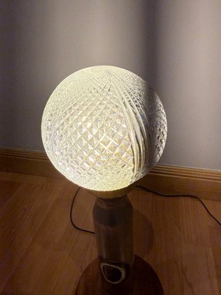 LAMPARA DE VAINA DE PROYECTIL ANTIAÉREO