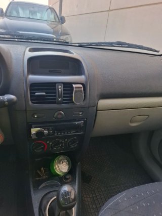 Renault Clio 2001
