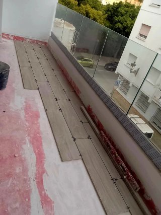 ¡TRANFORMA TU ESPACIO CON PROFESIONALES!