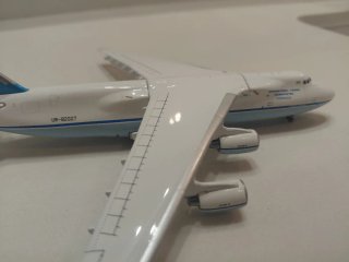 Maqueta Avión Antonov AN-124