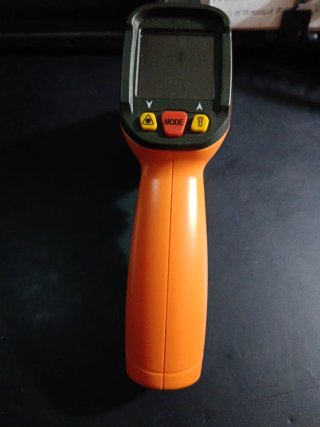 Termómetro Infrarrojo Peakmeter PM6530D. NUEVO.