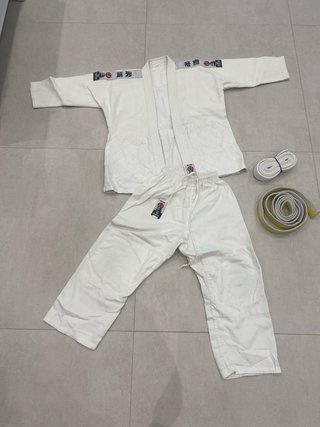 Kimono Judo Daedo Talla 140 + 2 Cinturones