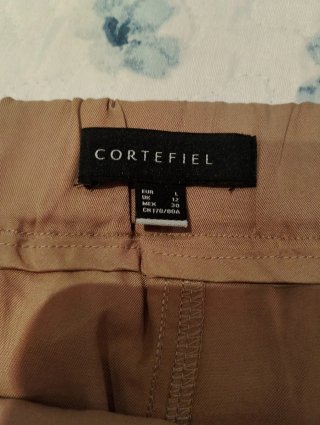 Falda Cortefiel Talla L Beige Bolsillos