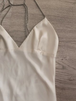 Vestido Zara elegante cadena M
