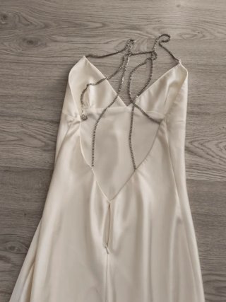 Vestido Zara elegante cadena M