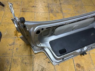 Maletero BMW E36 Berlina con alerón