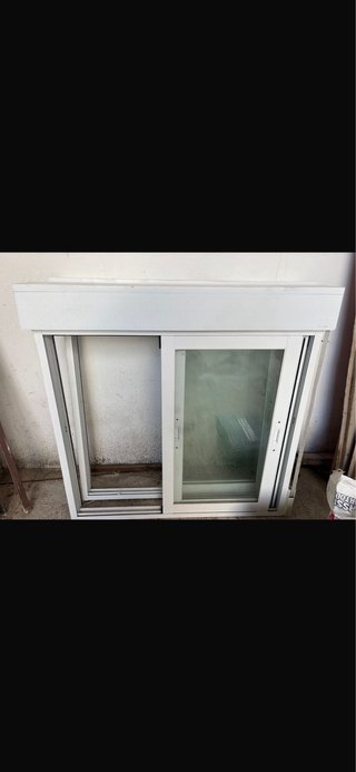 3 Ventanas correderas blancas