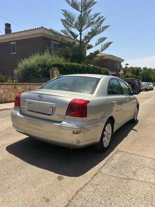 Toyota Avensis 2006