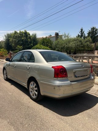 Toyota Avensis 2006