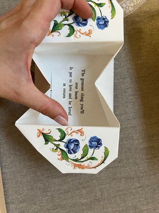 Caja de papel corazón artesanal