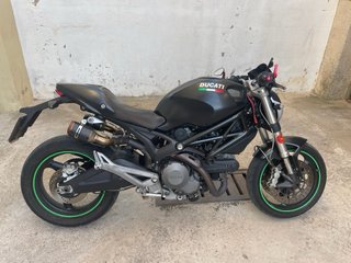 Ducati Monster 696 Negra 2010