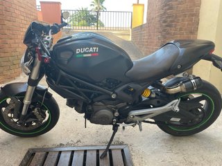Ducati Monster 696 Negra 2010