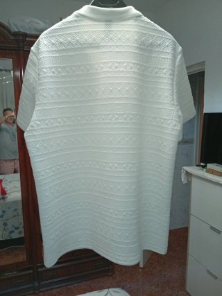 Polo blanco con dibujos