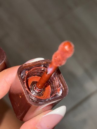 Colorete Huda Beauty Tono Coco Loco