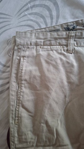 Pantalones de pana color beige