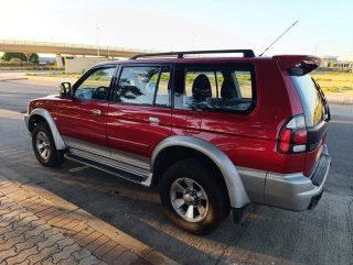 Mitsubishi Montero 2006