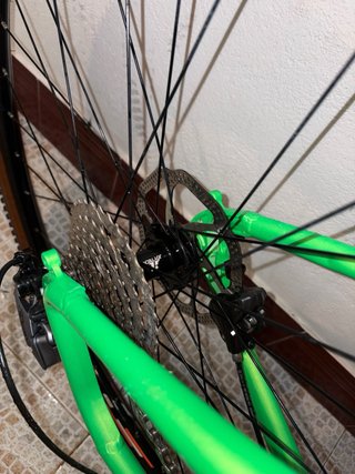 Bicicleta de Montaña Verde lima Marca wolfbike
