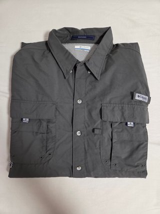 En venta camisas casuales de varias marcas. 2XL
